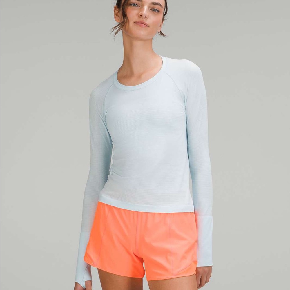 Women's Light Blue Long Sleeve Lululemon Swiflty Tech | Size 2
